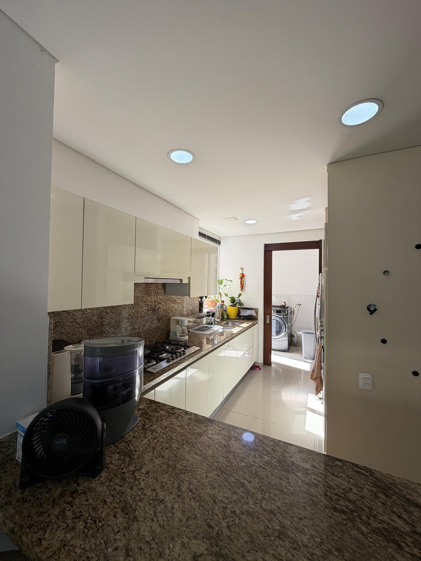 Apartamento en venta en Pance, Cali — 300 m² con terraza y jacuzzi, 3 habitaciones