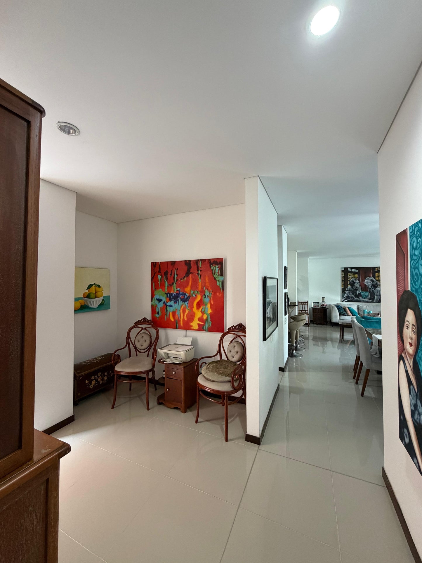 Apartamento en venta en Pance, Cali — 300 m² con terraza y jacuzzi, 3 habitaciones