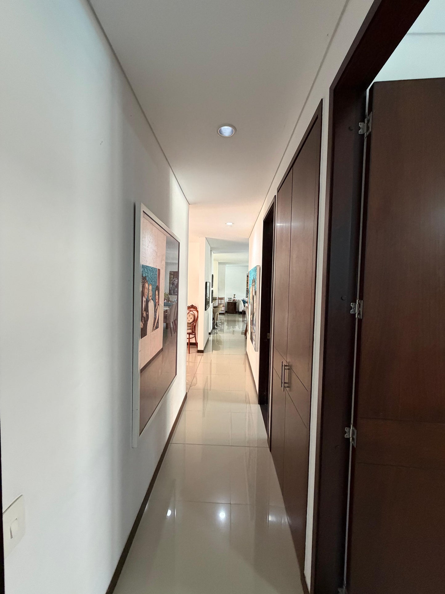 Apartamento en venta en Pance, Cali — 300 m² con terraza y jacuzzi, 3 habitaciones