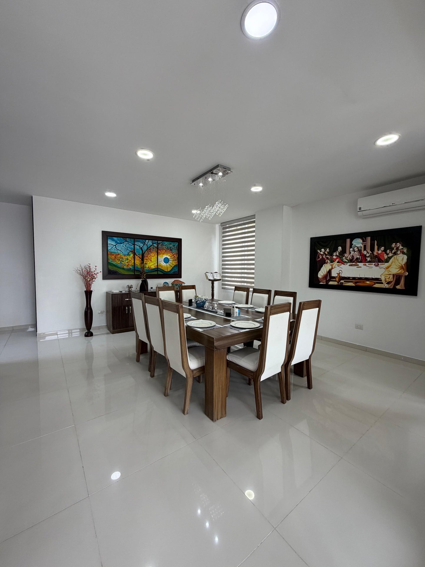 Casa en condominio en venta en Pance, Cali — 450 m², lote de 1.167 m², piscina y gimnasio