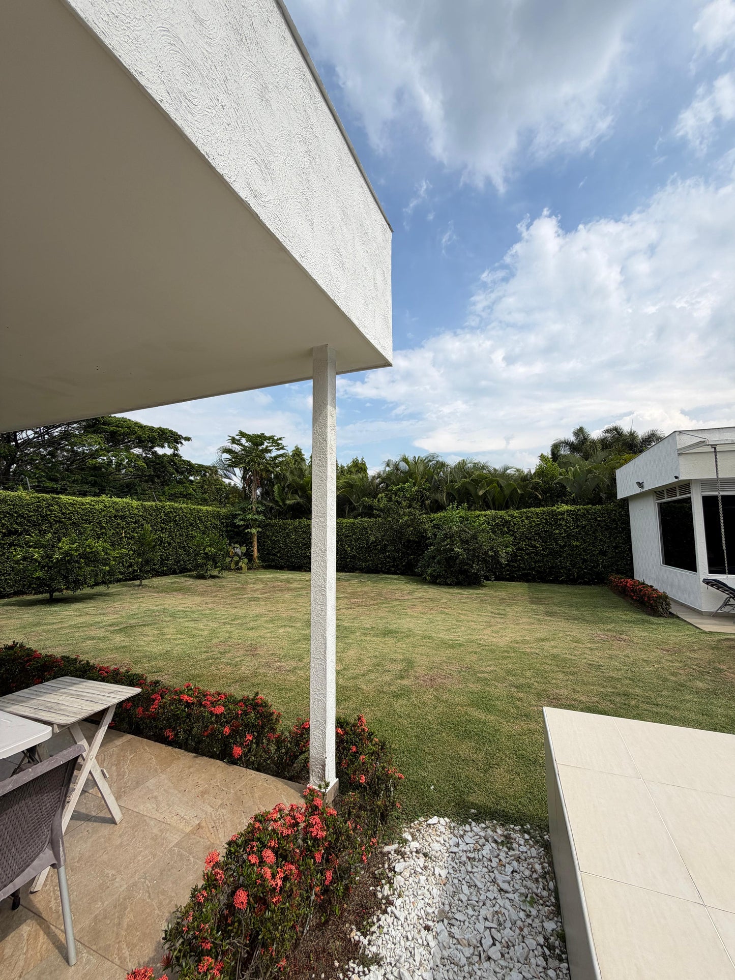 Casa en condominio en venta en Pance, Cali — 450 m², lote de 1.167 m², piscina y gimnasio
