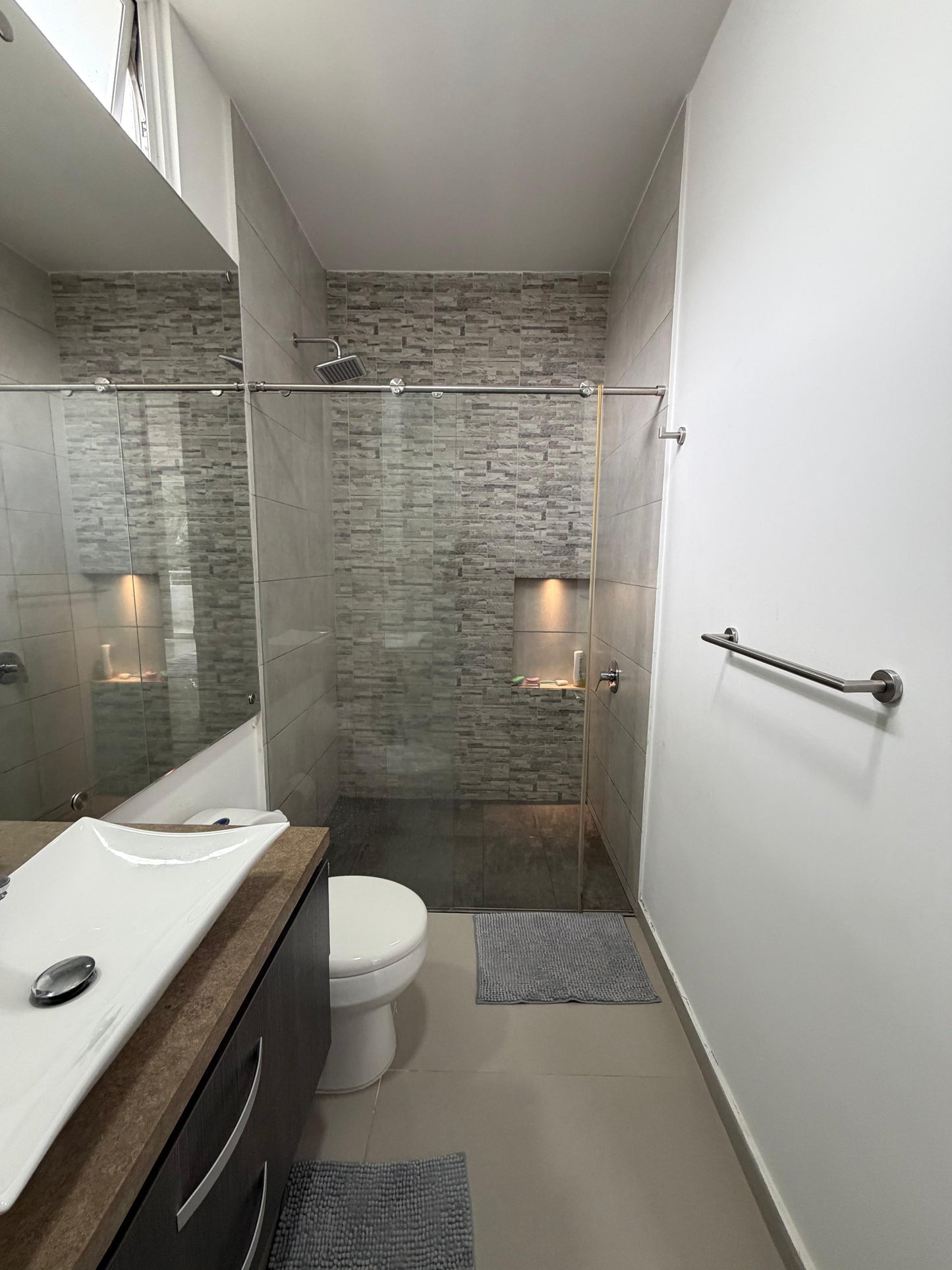 Casa en condominio en venta en Pance, Cali — 450 m², lote de 1.167 m², piscina y gimnasio