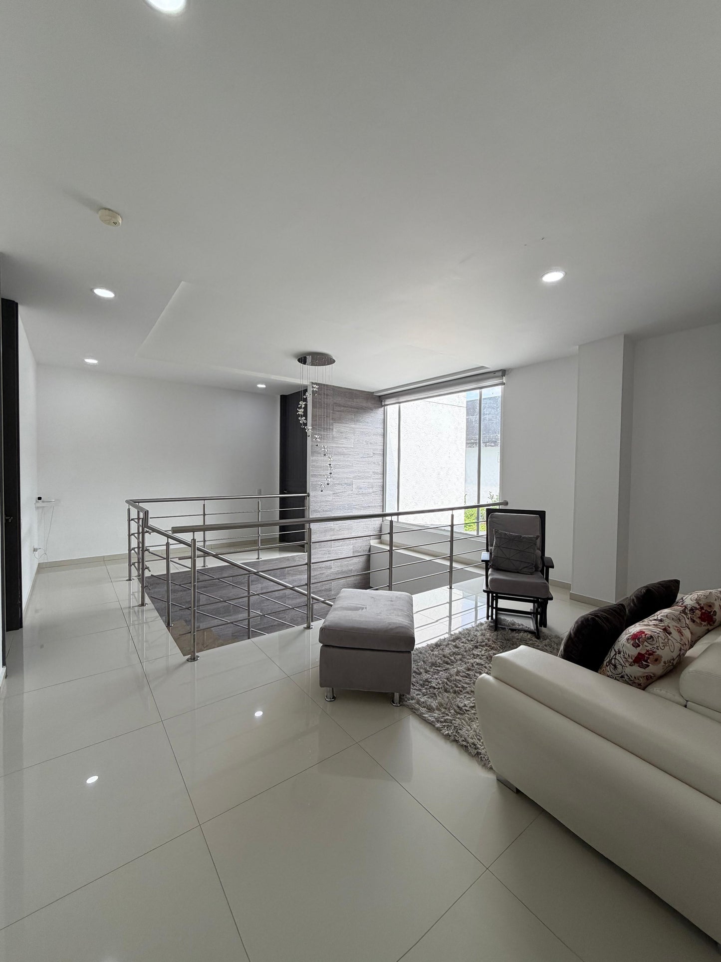 Casa en condominio en venta en Pance, Cali — 450 m², lote de 1.167 m², piscina y gimnasio
