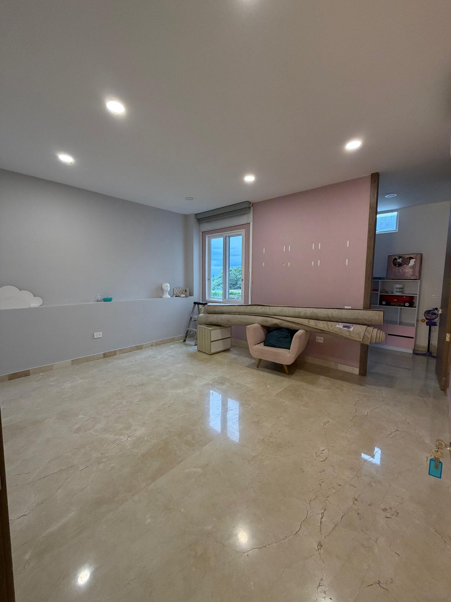 Casa en condominio en venta en Pance, Cali — 900 m², ascensor, sala de cine y piscina