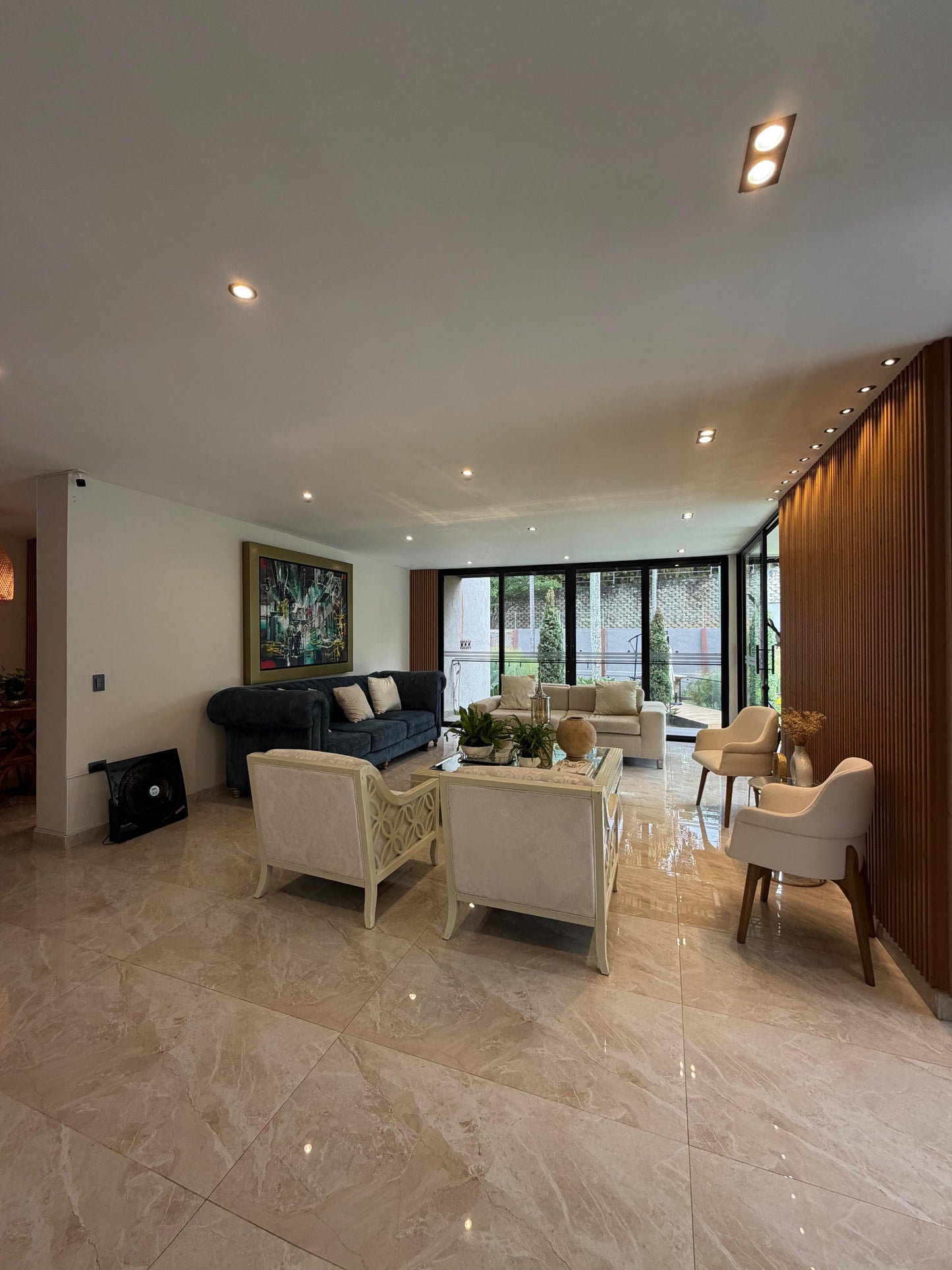 Casa en condominio en venta en Pance, Cali — Lote de 1.000 m², 4 habitaciones y piscina