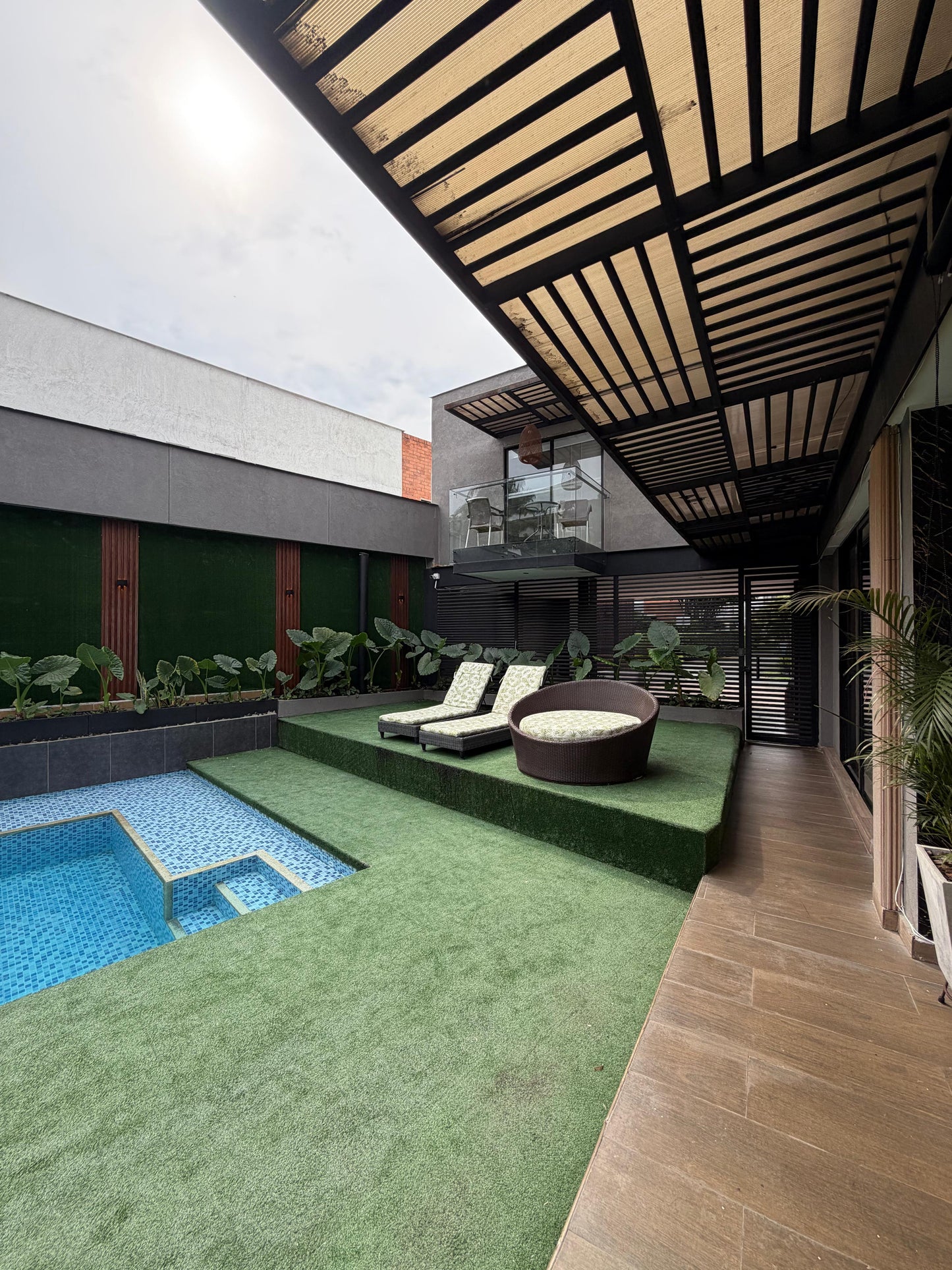 Casa en condominio en venta en Pance, Cali — Lote de 1.000 m², 4 habitaciones y piscina