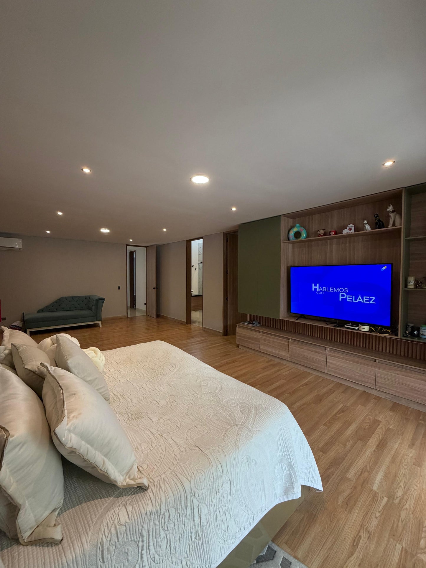 Casa en condominio en venta en Pance, Cali — Lote de 1.000 m², 4 habitaciones y piscina