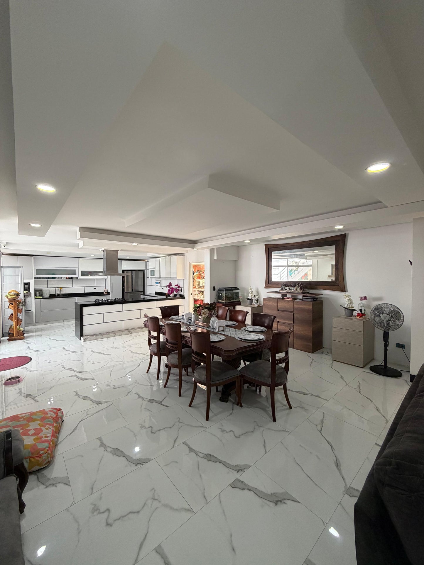 Casa en condominio en venta en Ciudad Jardín, Cali — 300 m², 4 habitaciones y piscina
