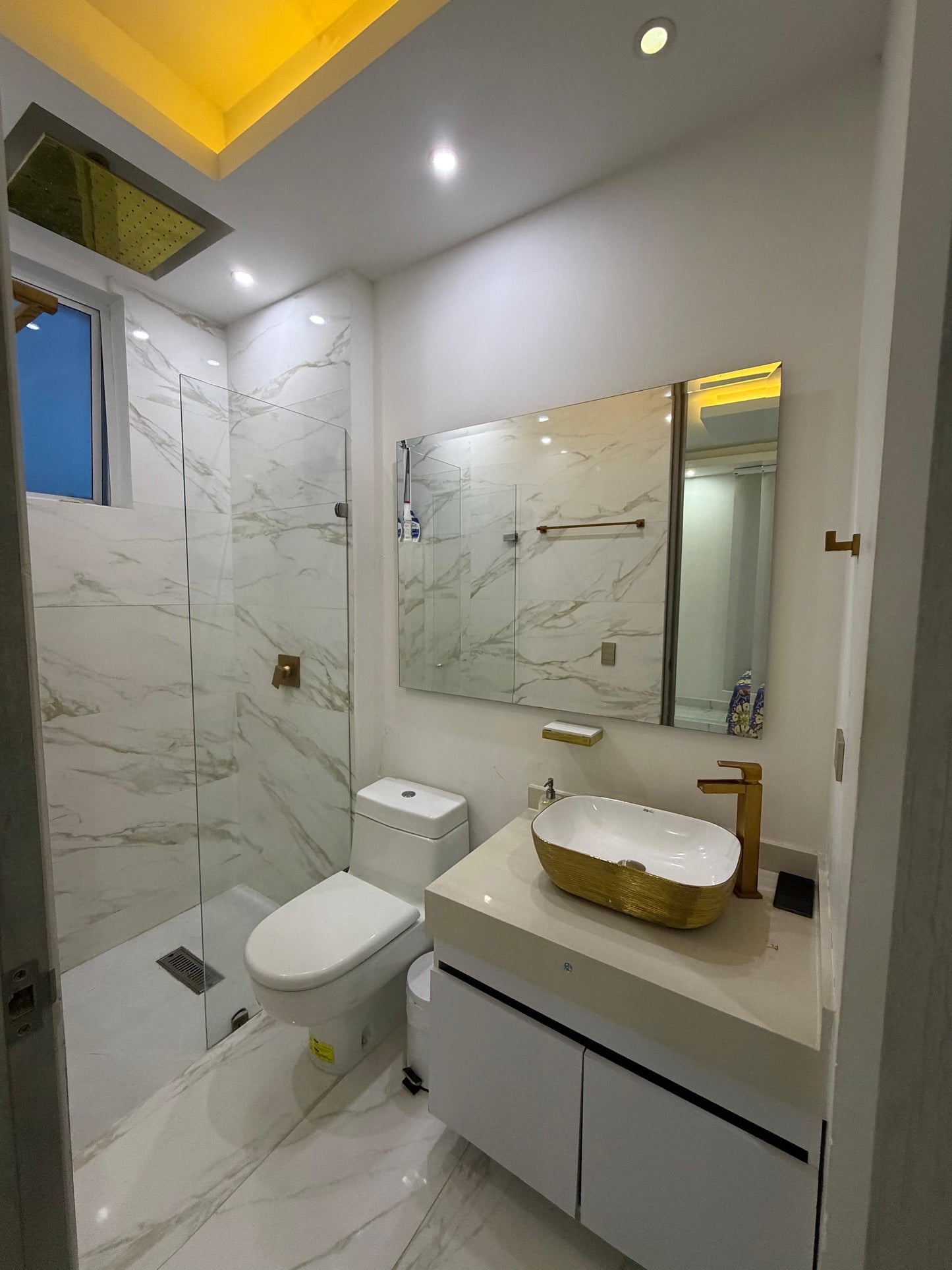 Casa en condominio en venta en Pance, Cali — Sector Fátima, 450 m², piscina y sala de cine
