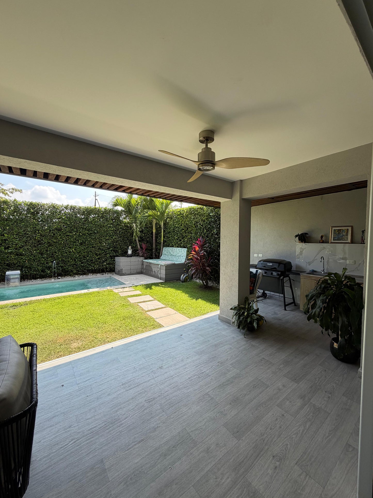 Casa en condominio en venta en Alfaguara, Jamundí — 260 m², 3 habitaciones y piscina