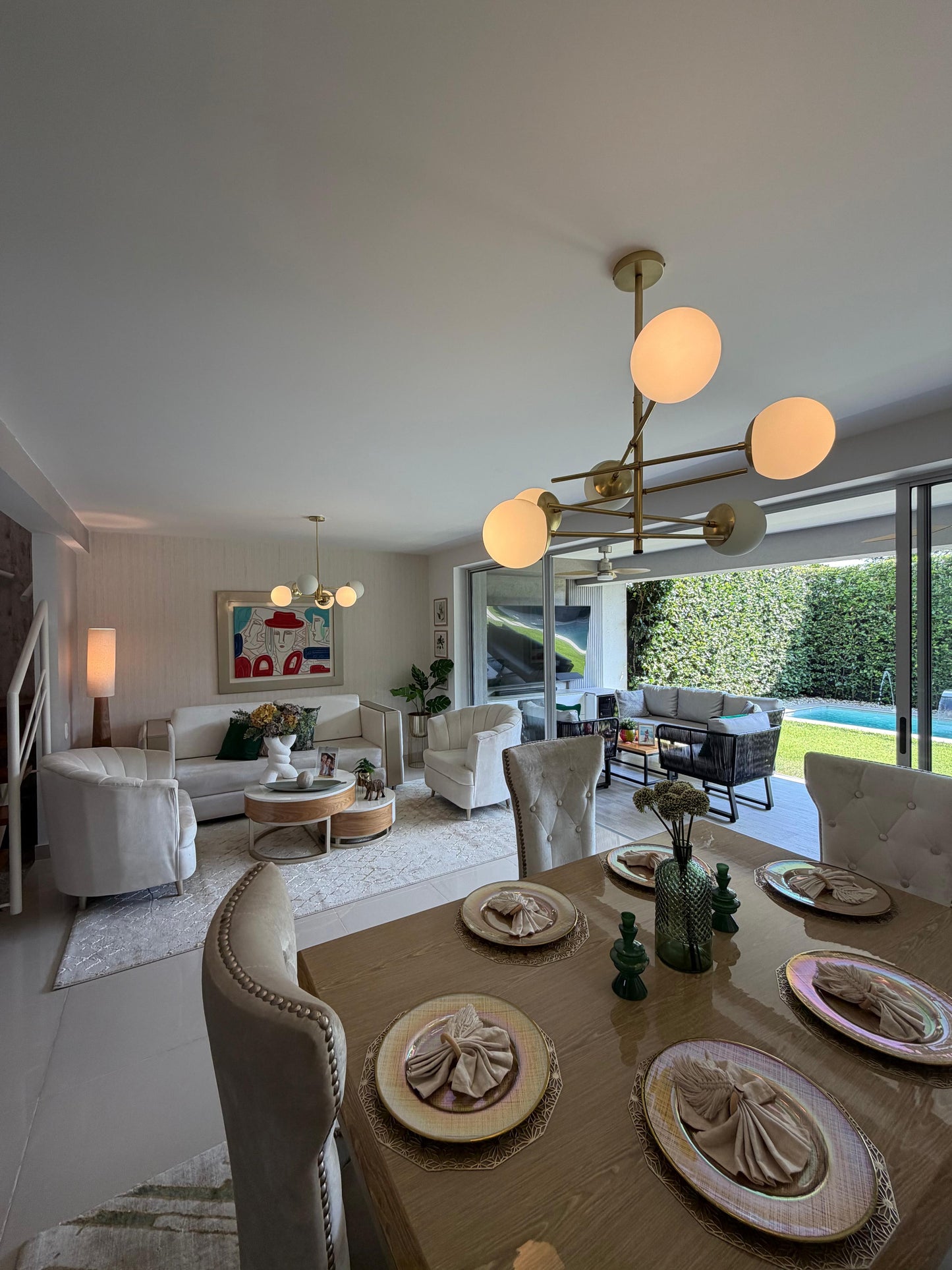 Casa en condominio en venta en Alfaguara, Jamundí — 260 m², 3 habitaciones y piscina