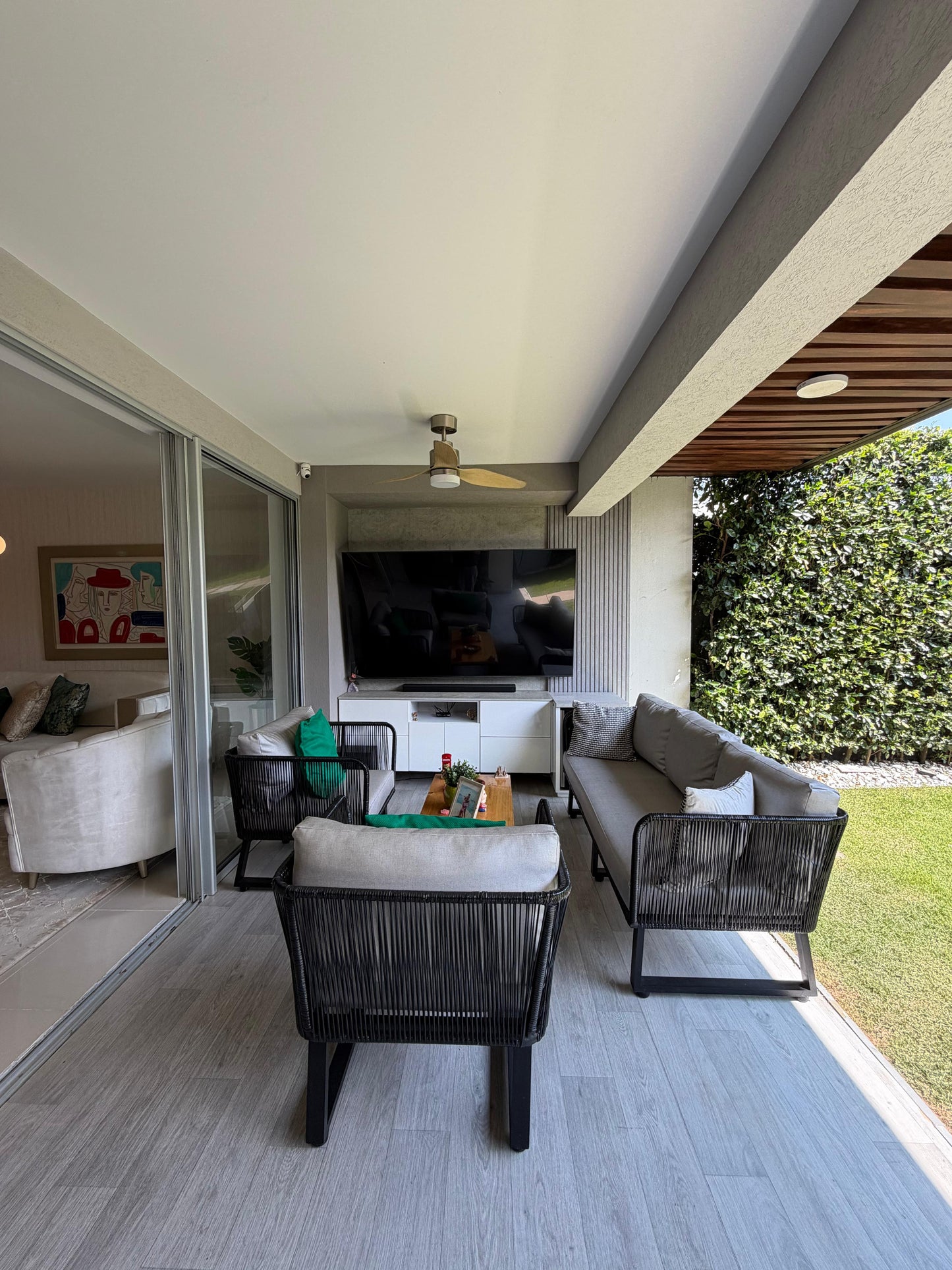 Casa en condominio en venta en Alfaguara, Jamundí — 260 m², 3 habitaciones y piscina
