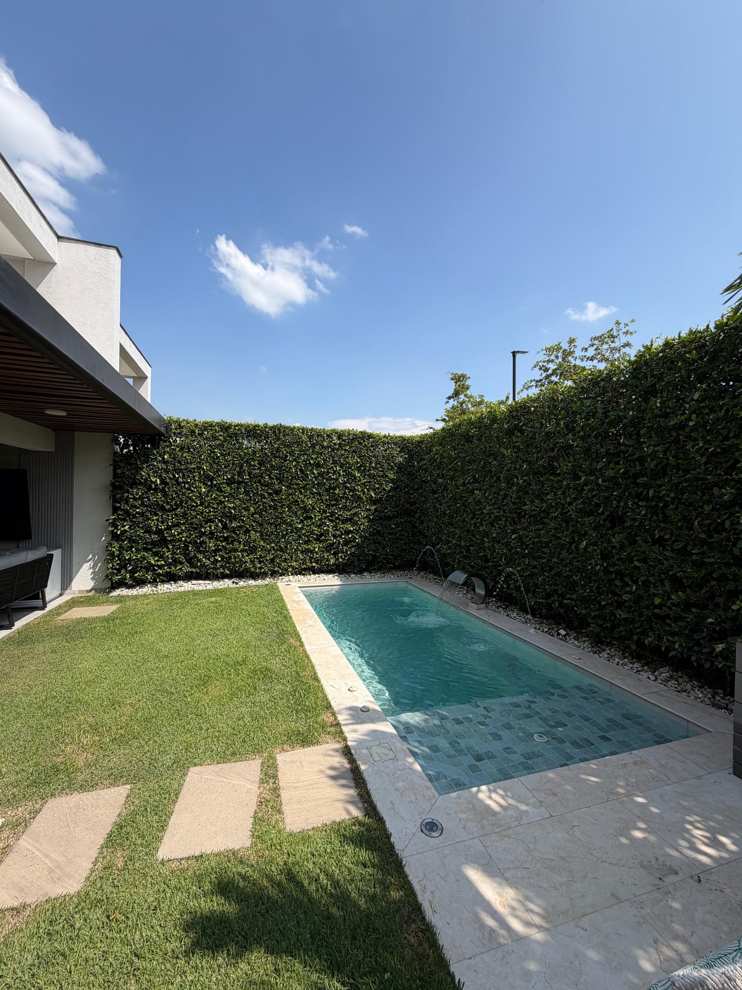 Casa en condominio en venta en Alfaguara, Jamundí — 260 m², 3 habitaciones y piscina