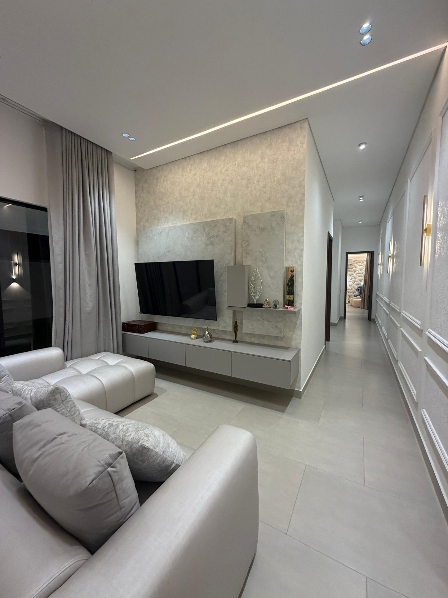 Casa amoblada en venta en La Morada, Jamundí — 700 m², sala de cine, discoteca y piscina