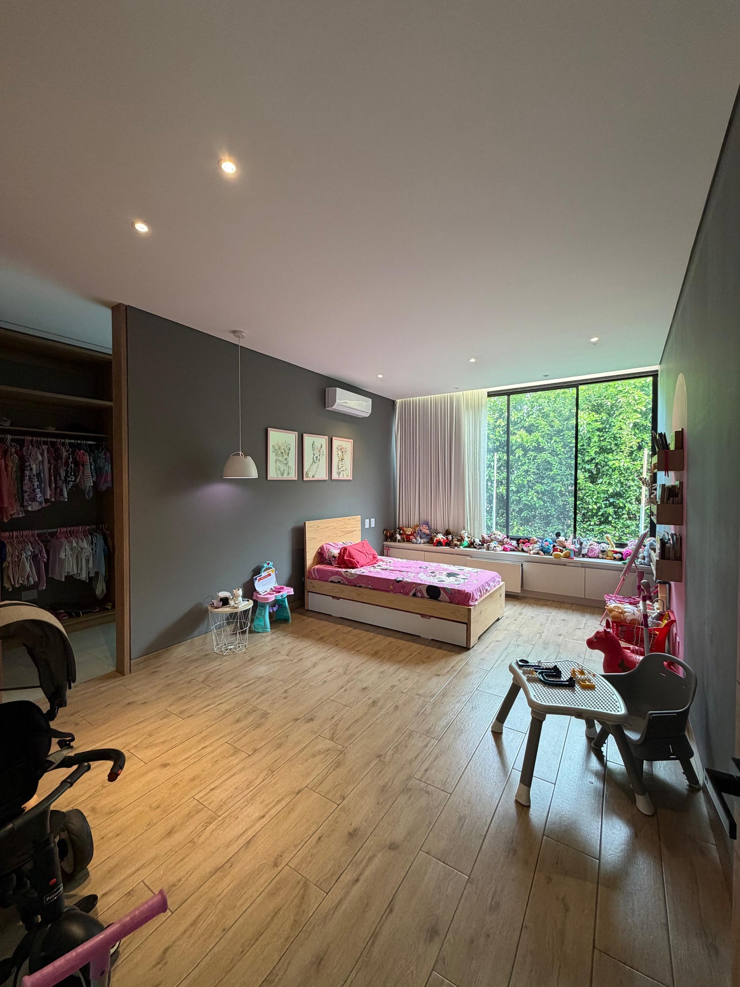Casa en venta en La Morada, Jamundí — 470 m² sobre lote de 1.500 m² con jardín interior