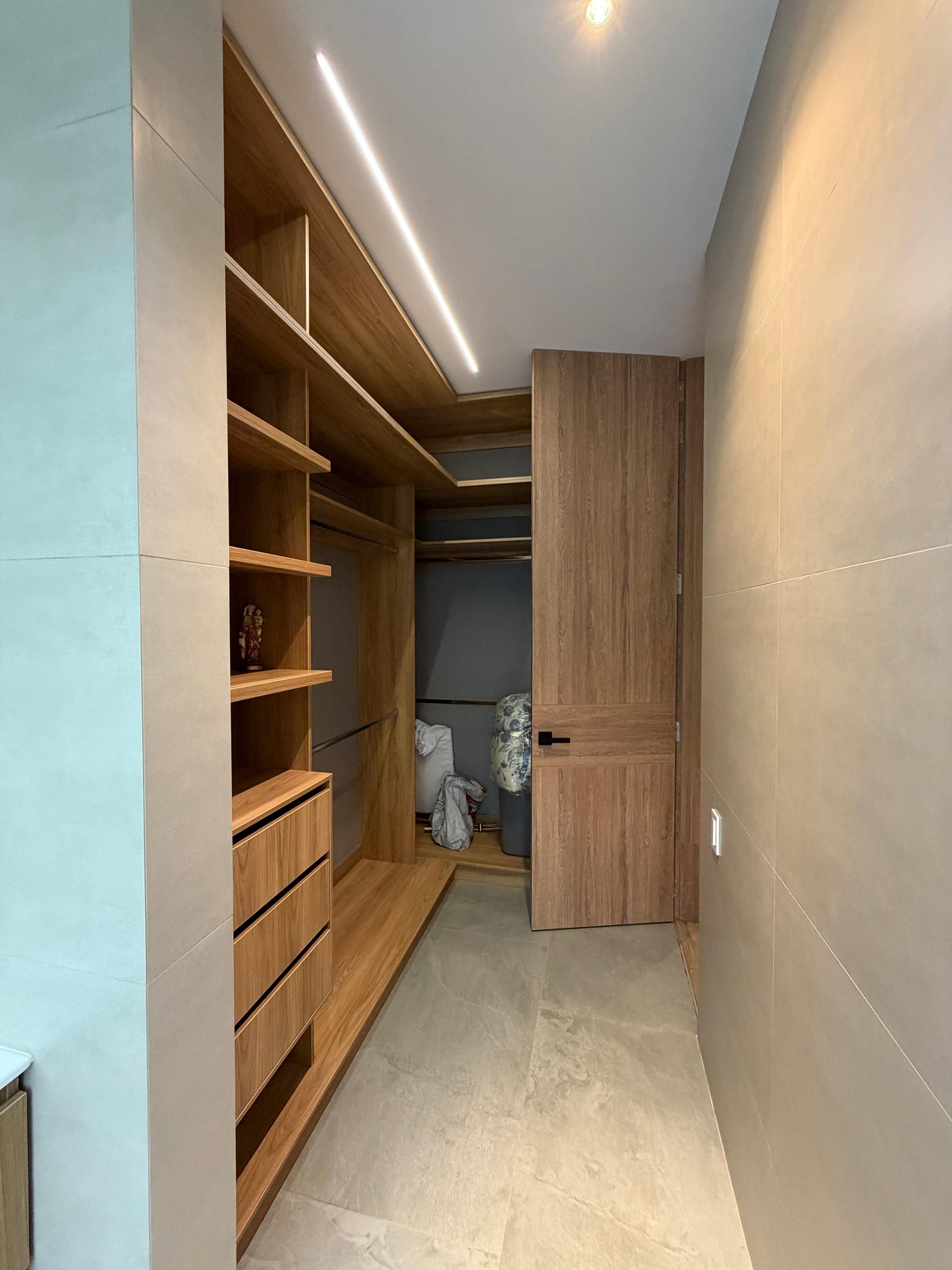 Casa en venta en La Morada, Jamundí — 470 m² sobre lote de 1.500 m² con jardín interior