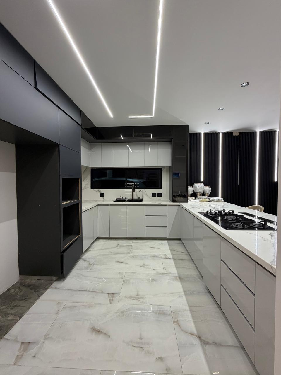 Casa en condominio en venta en Alfaguara, Jamundí — Las Mercedes, 380 m², piscina y domótica