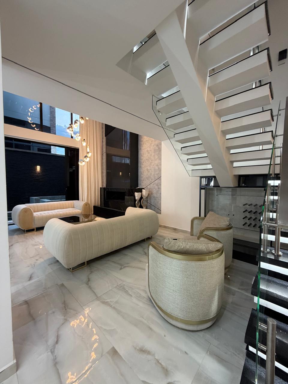 Casa en condominio en venta en Alfaguara, Jamundí — Las Mercedes, 380 m², piscina y domótica