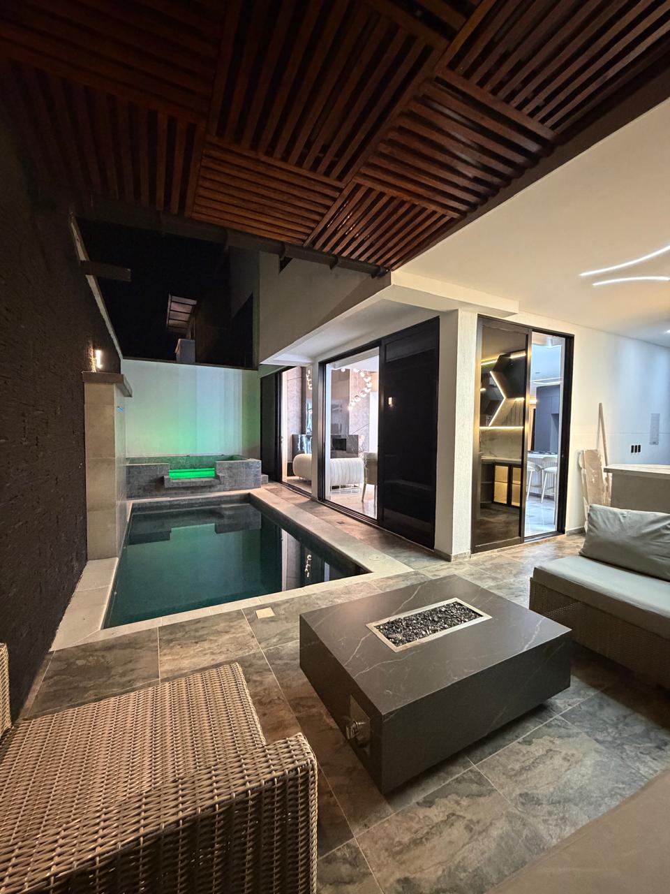 Casa en condominio en venta en Alfaguara, Jamundí — Las Mercedes, 380 m², piscina y domótica