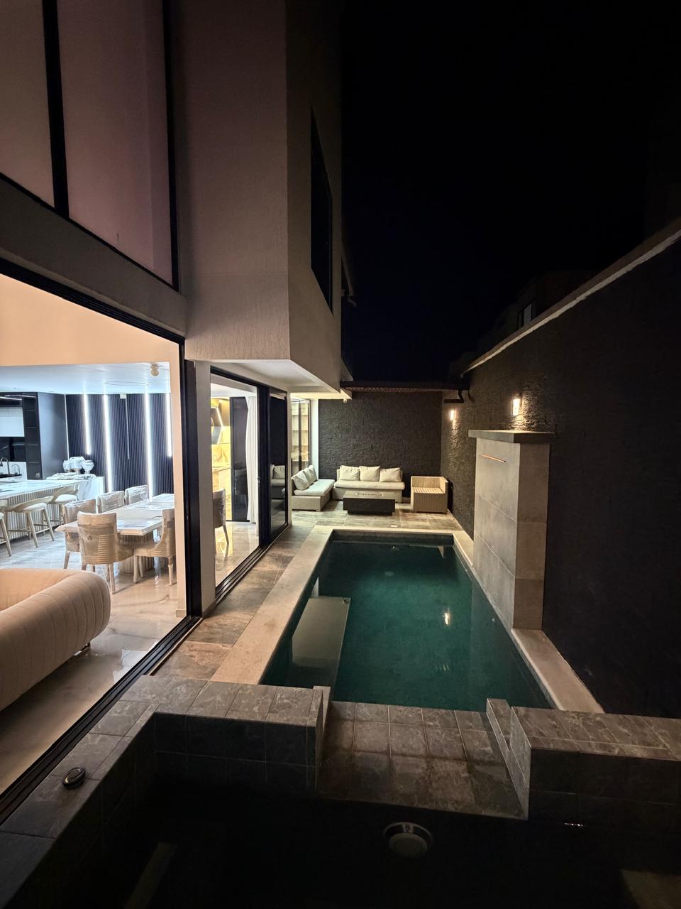 Casa en condominio en venta en Alfaguara, Jamundí — Las Mercedes, 380 m², piscina y domótica