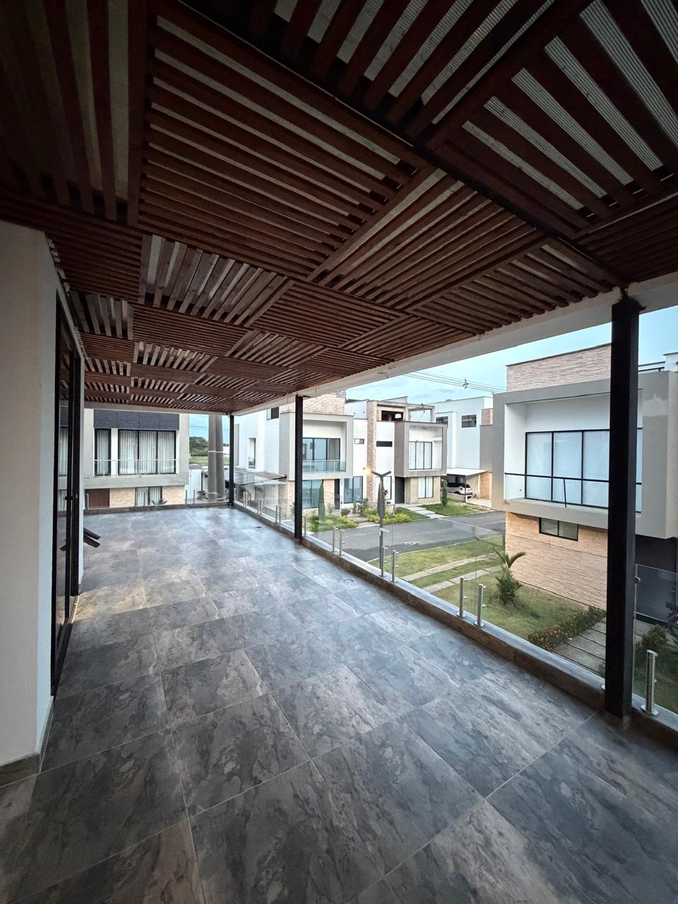 Casa en condominio en venta en Alfaguara, Jamundí — Las Mercedes, 380 m², piscina y domótica