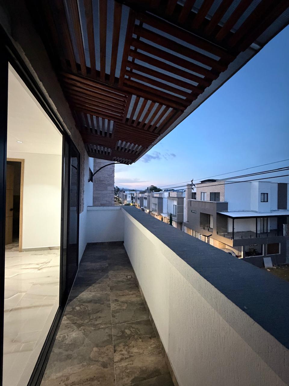 Casa en condominio en venta en Alfaguara, Jamundí — Las Mercedes, 380 m², piscina y domótica