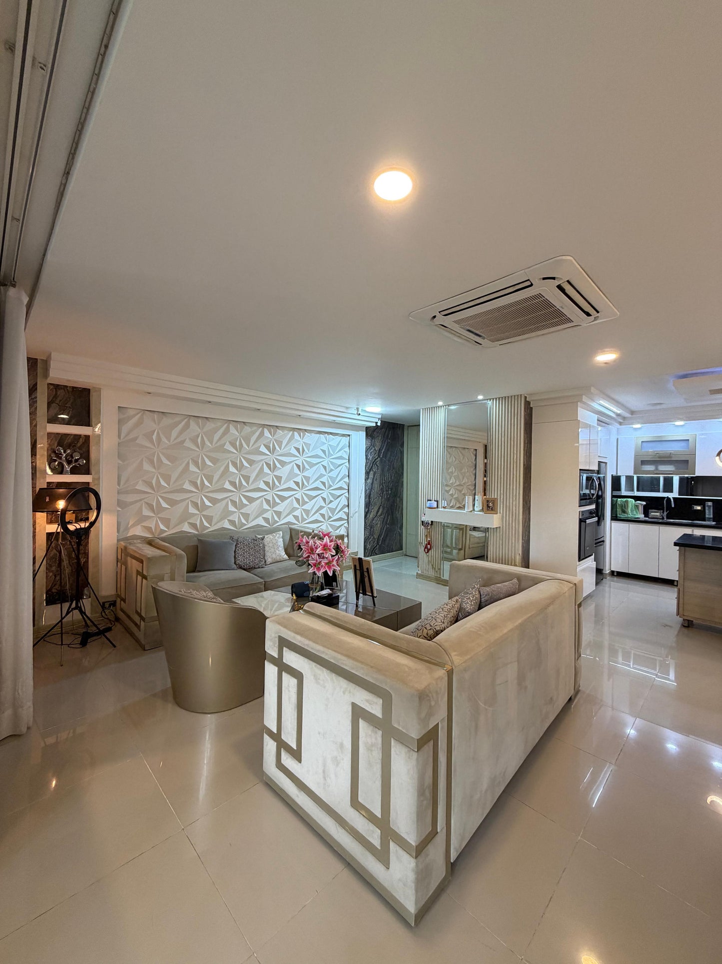 Apartamento en venta en Pance, Cali — 196 m² en primer piso con terraza