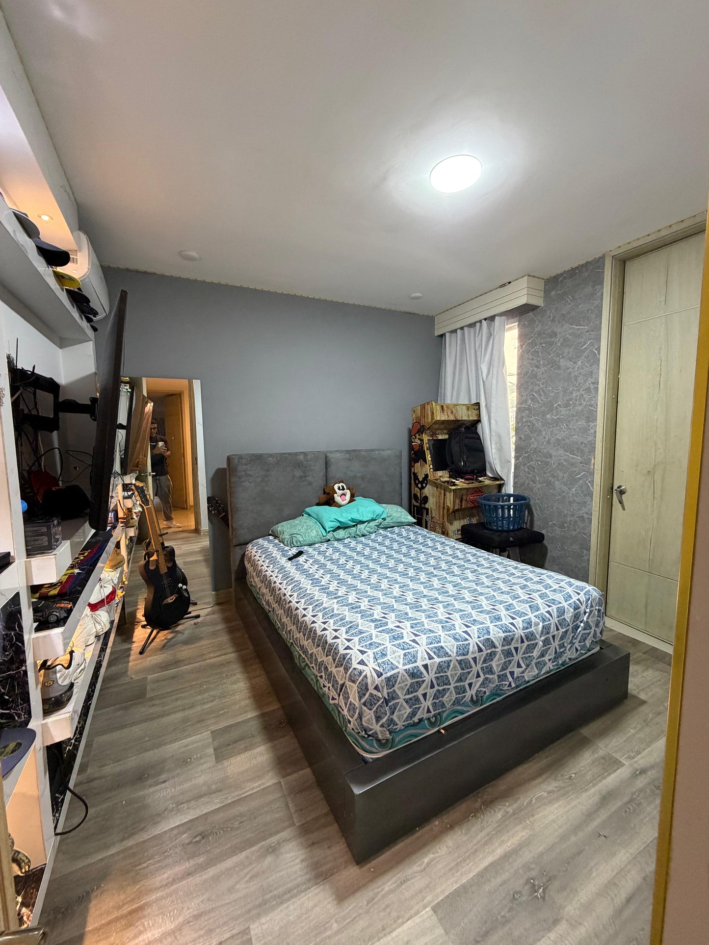 Apartamento en venta en Pance, Cali — 196 m² en primer piso con terraza