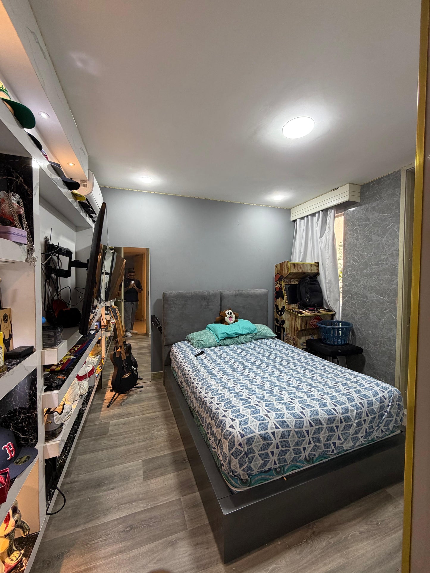 Apartamento en venta en Pance, Cali — 196 m² en primer piso con terraza