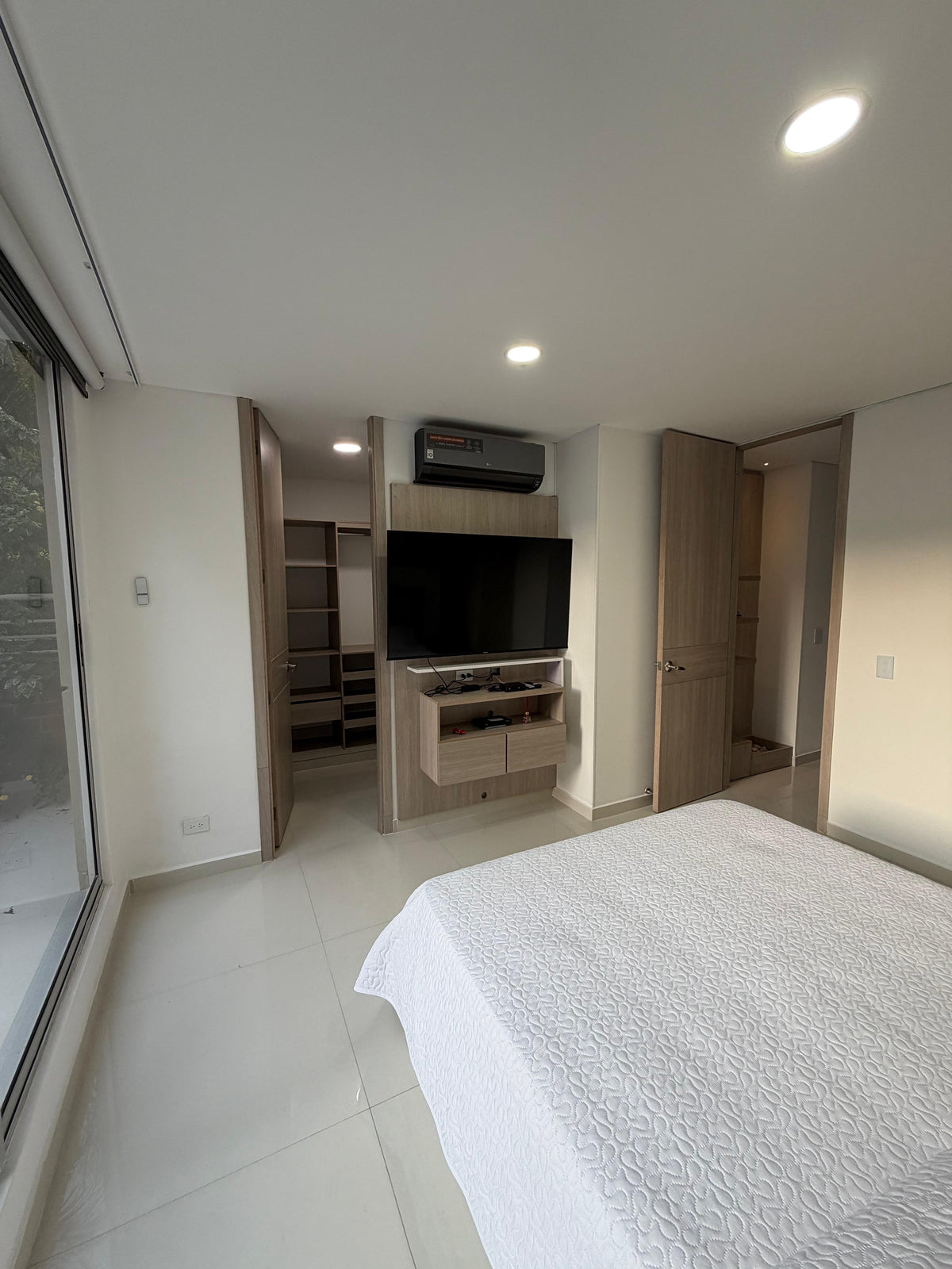 Apartamento en venta en Pance, Cali — Primer piso, 136 m² con terraza de 120 m²