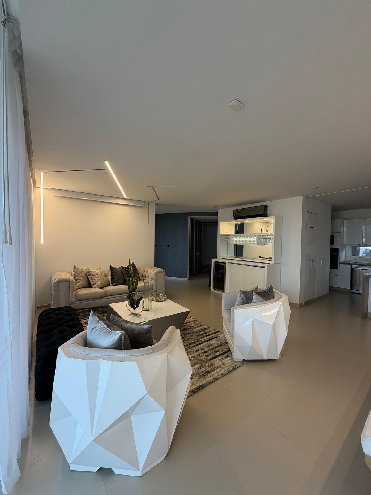 Apartamento en venta en Pance, Cali — Unidad Dacota, primer piso, 211 m² con terraza