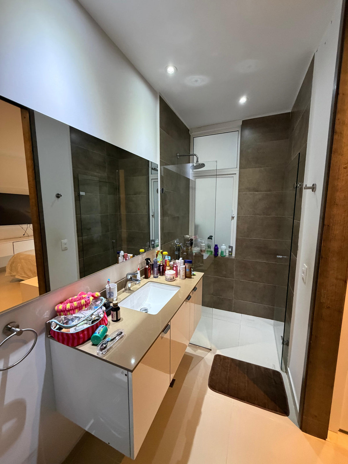 Apartamento en venta en Pance, Cali — Unidad Dacota, primer piso, 211 m² con terraza