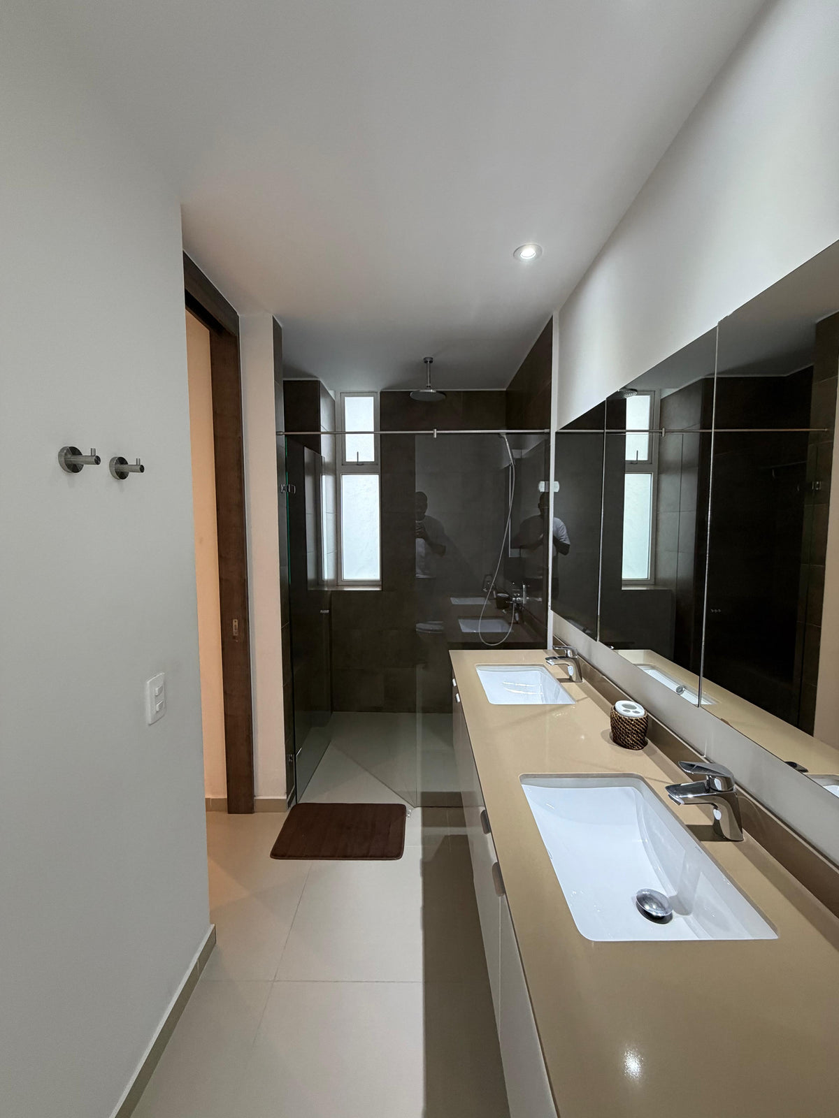 Apartamento en venta en Pance, Cali — Unidad Dacota, primer piso, 211 m² con terraza