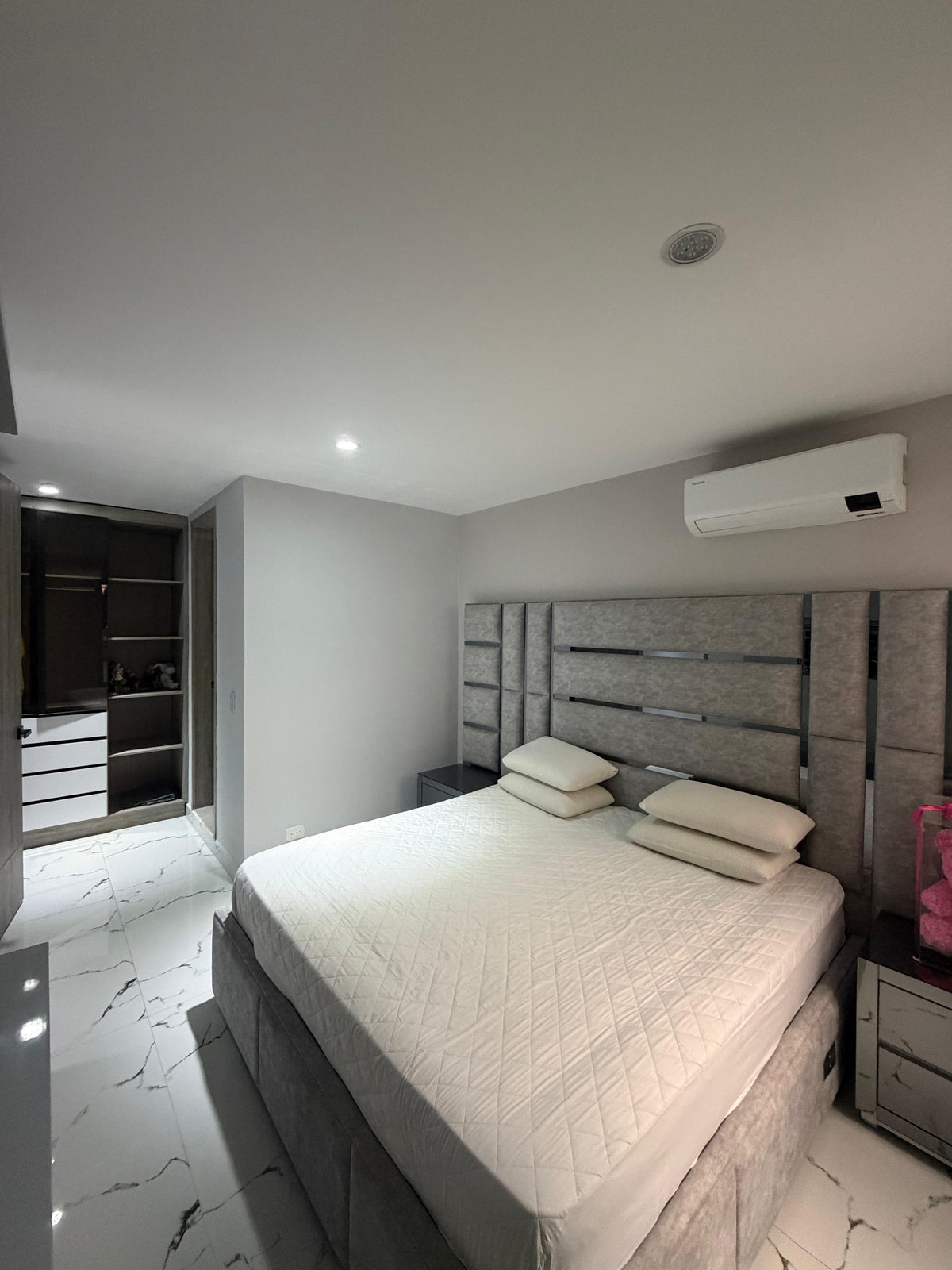 Apartamento amoblado en venta en Pance, Cali — Primer piso, 175 m², remodelado