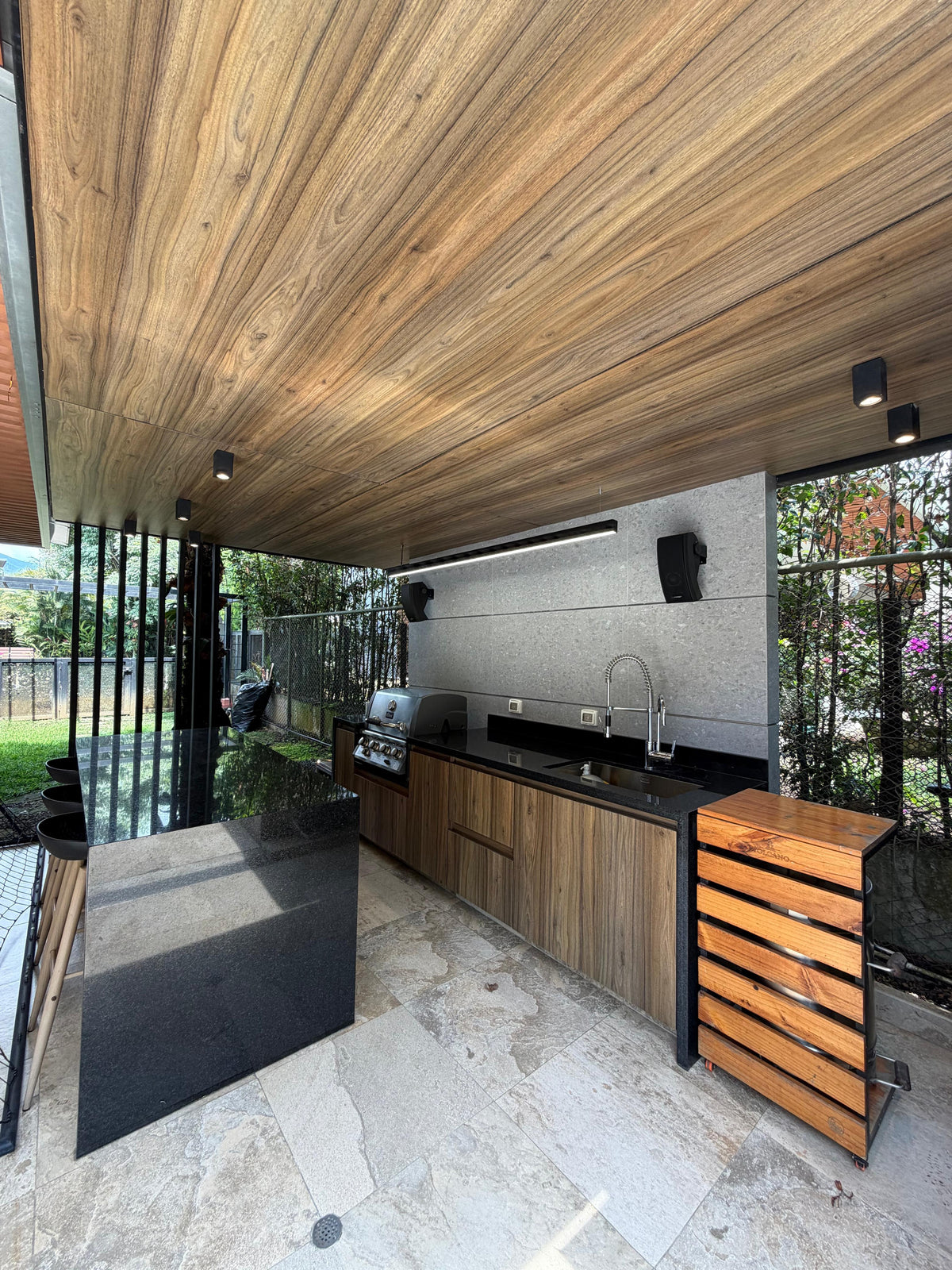 Casa en condominio en venta en Pance, Cali — 396 m², piscina, jacuzzi y domótica