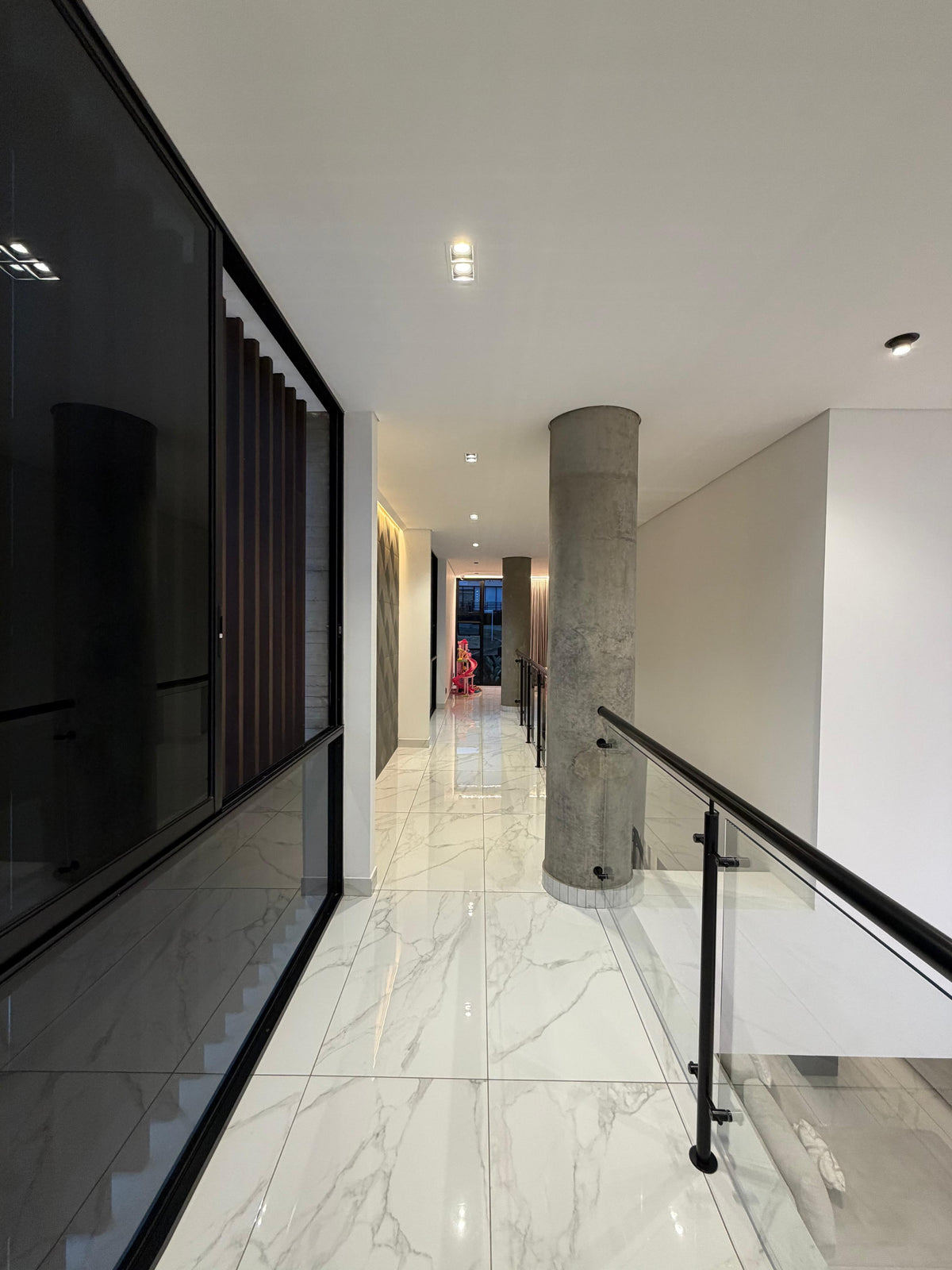 Casa en condominio en venta en Pance, Cali — 380 m² sobre lote de 1.700 m², sala de cine y gimnasio