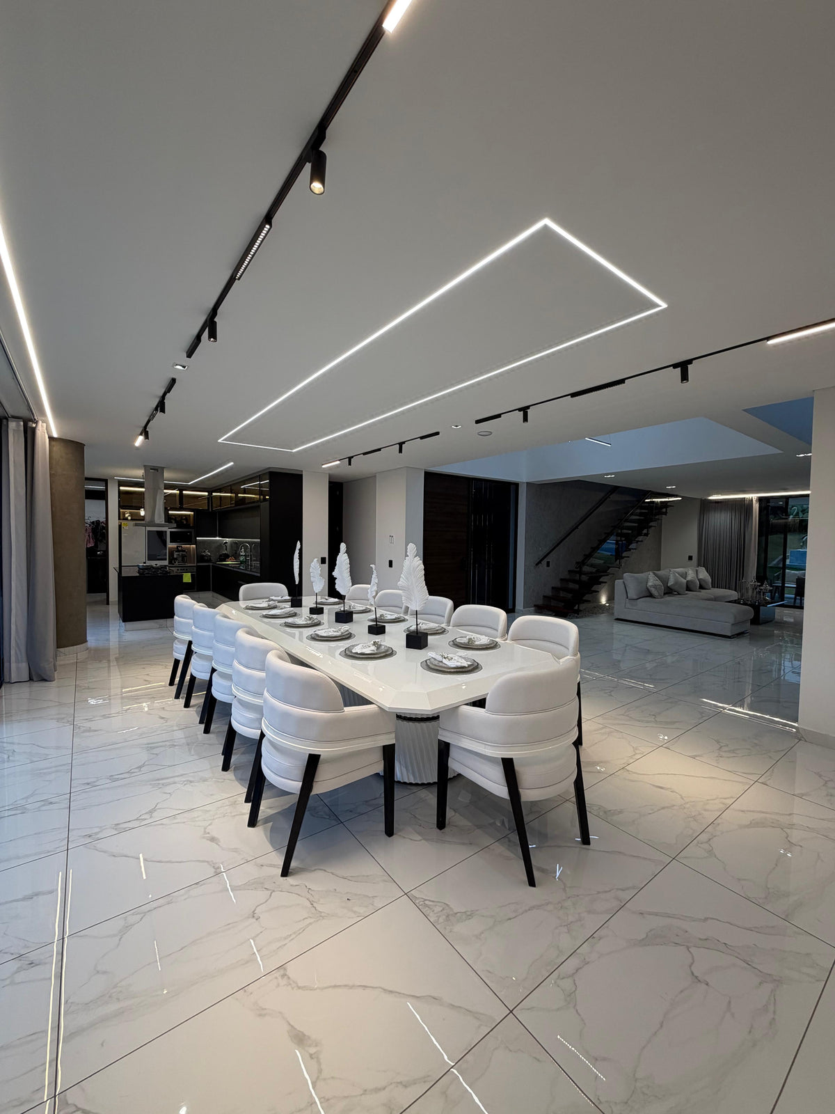 Casa en condominio en venta en Pance, Cali — 380 m² sobre lote de 1.700 m², sala de cine y gimnasio