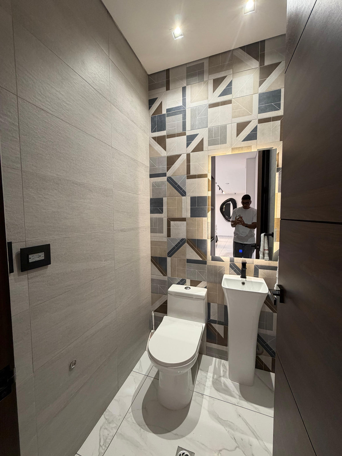 Casa en condominio en venta en Pance, Cali — 380 m² sobre lote de 1.700 m², sala de cine y gimnasio