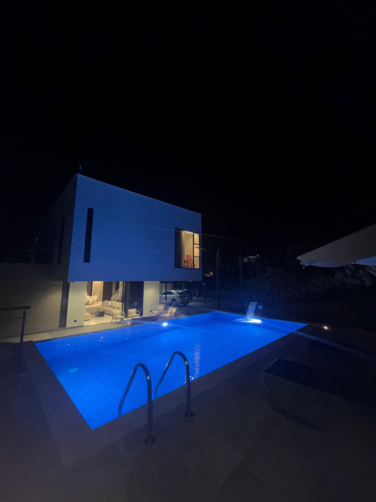 Casa en condominio en venta en Pance, Cali — 380 m² sobre lote de 1.700 m², sala de cine y gimnasio