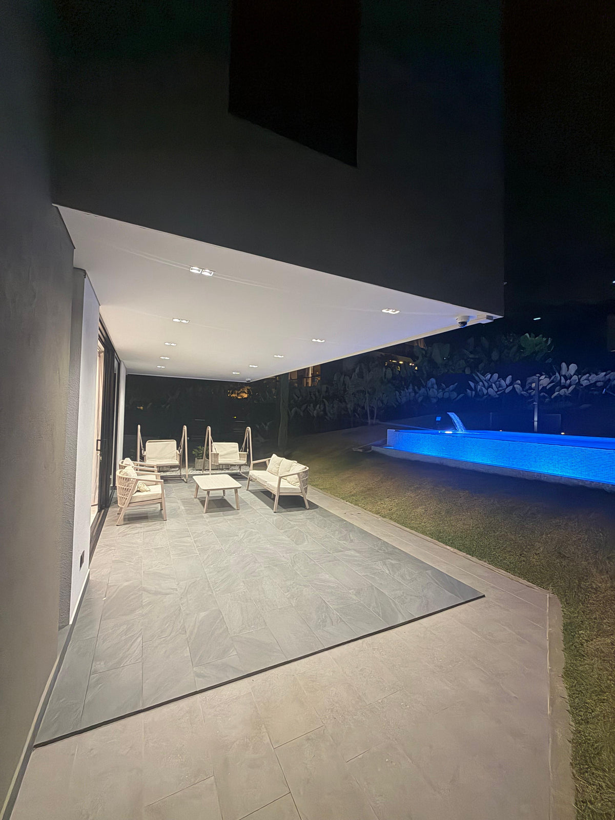 Casa en condominio en venta en Pance, Cali — 380 m² sobre lote de 1.700 m², sala de cine y gimnasio