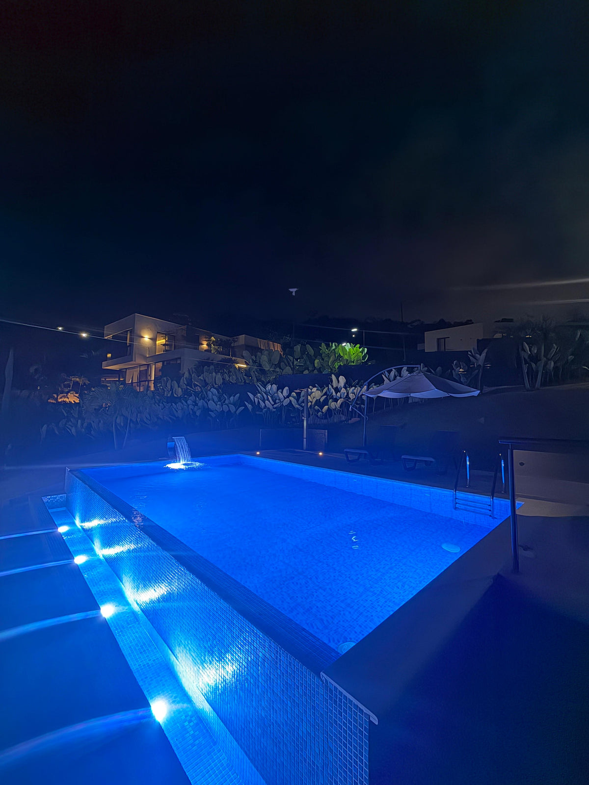 Casa en condominio en venta en Pance, Cali — 380 m² sobre lote de 1.700 m², sala de cine y gimnasio
